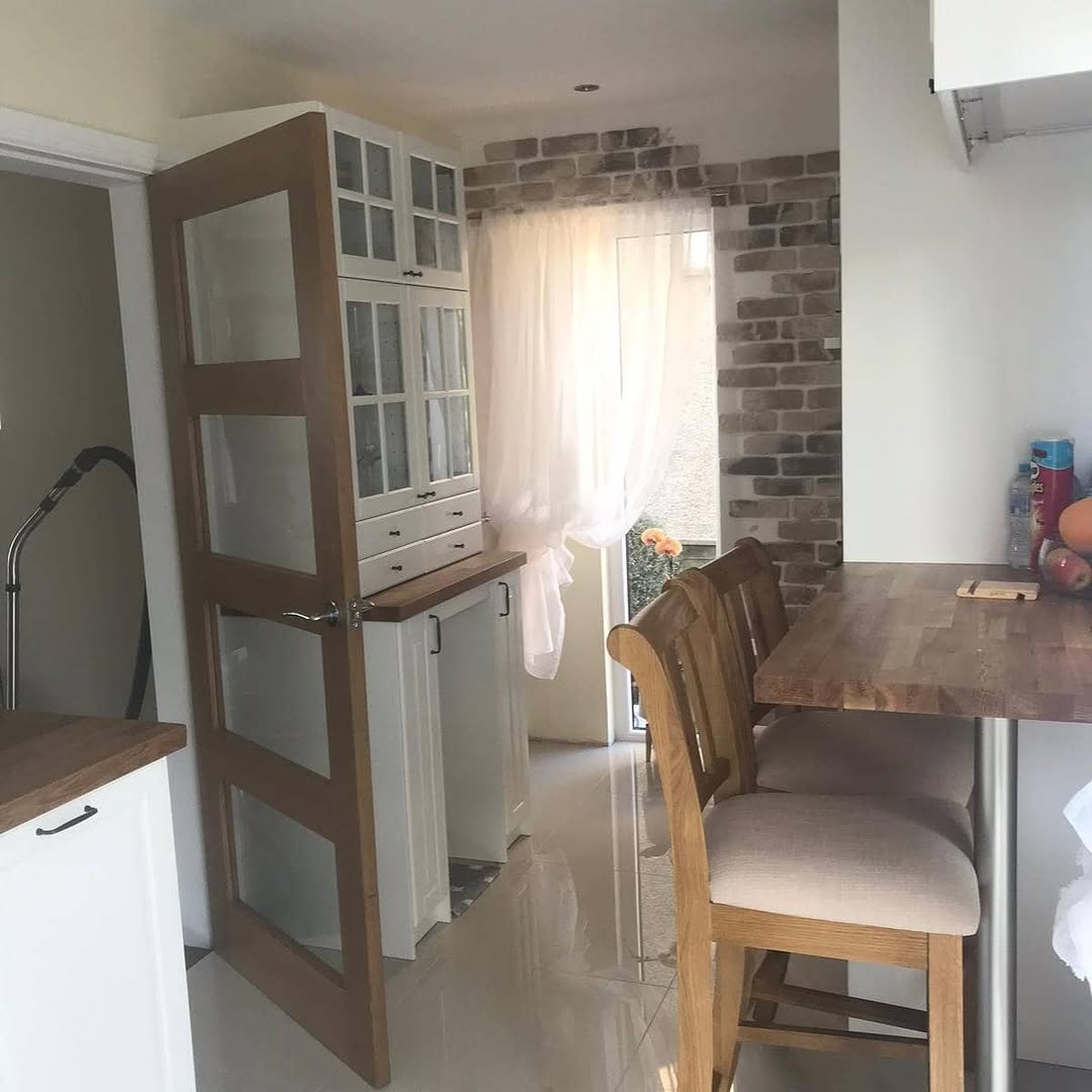 Brick-Feature Kitchen